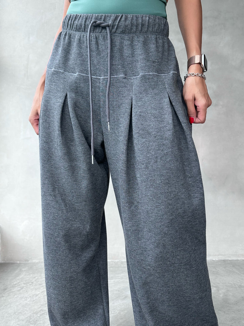 STUDIO pants