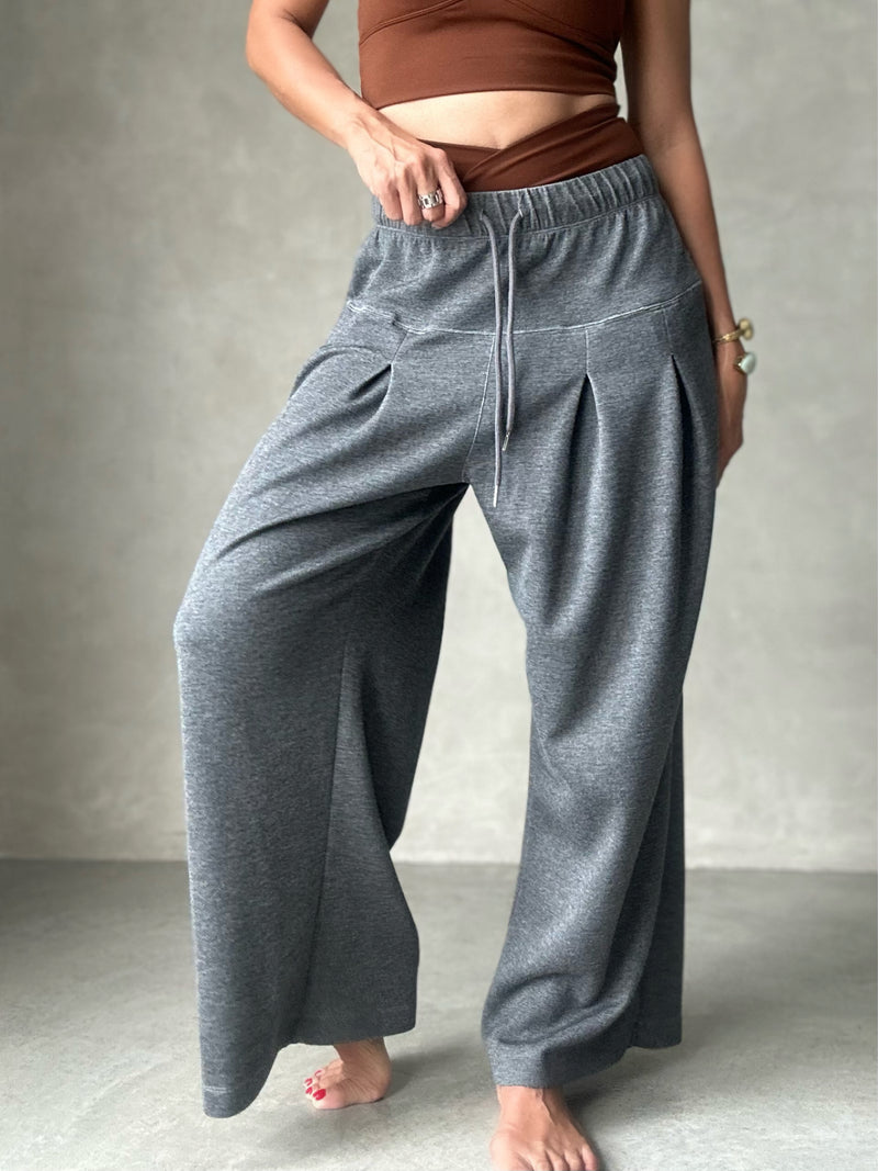 STUDIO pants